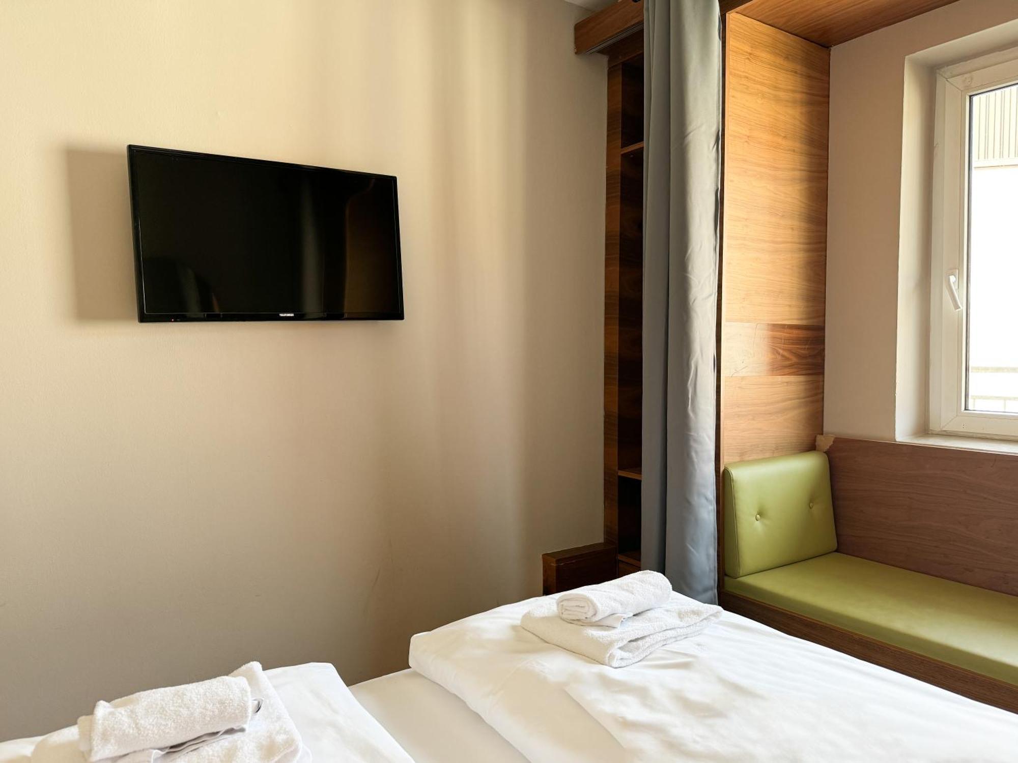 Hotel Sendlinger Tor Munich Exterior photo